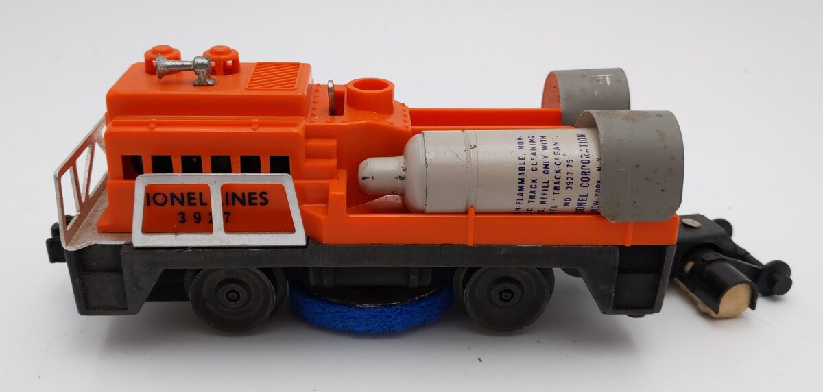 Lionel 3927 O Vintage Postwar Motorized Track Cleaner Car #3927 VG