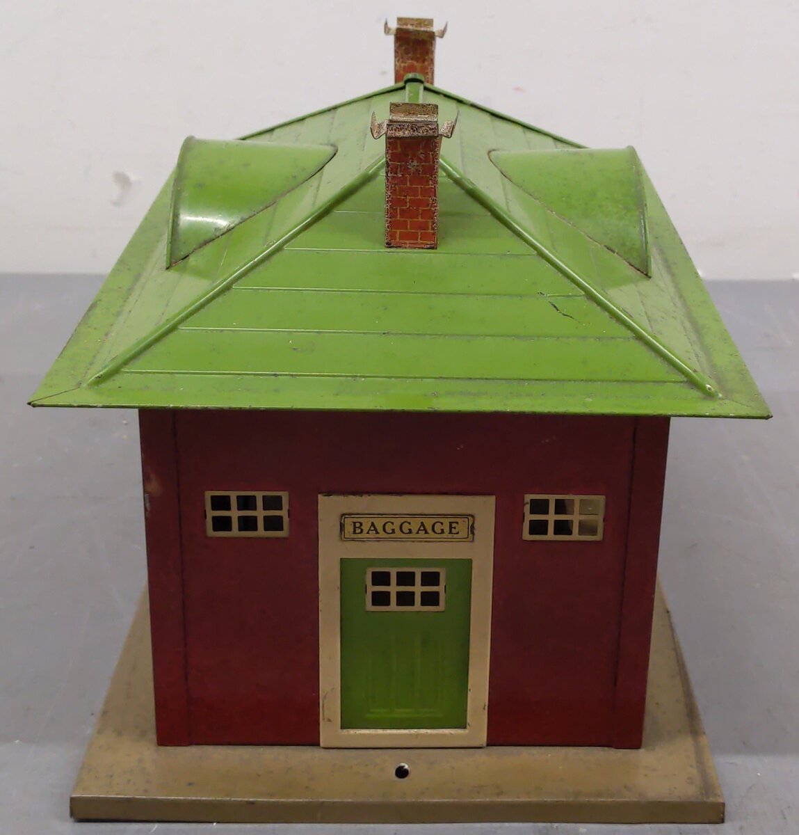 Lionel 126 Vintage O Lionelville Tinplate Station VG