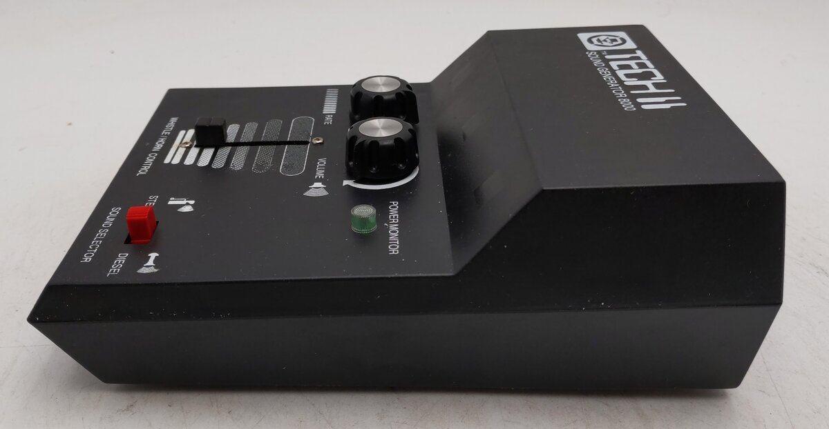 MRC 8000 Tech II Sound Generator System EX/Box