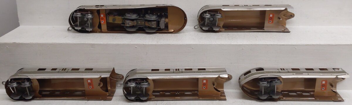 American Flyer 9900 Vintage O 4 Unit Burlington Pioneer Zephyr Set
