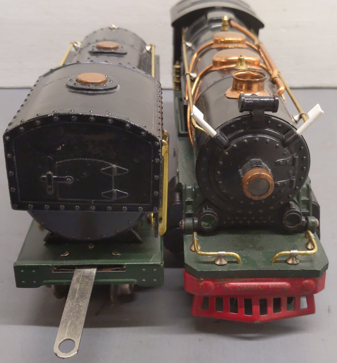 Lionel 260E Vintage O Prewar 2-4-2 Tinplate Steam Locomotive & Tender - Restored