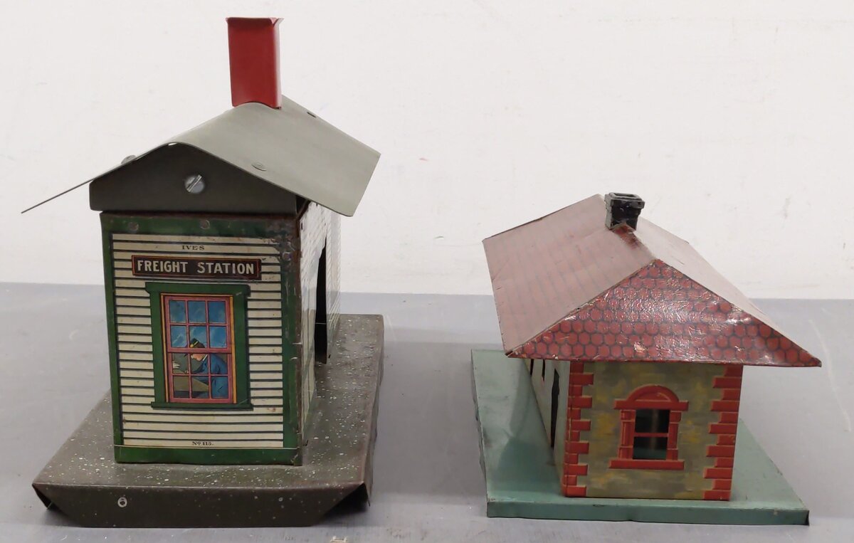 Ives/Bing Vintage O Gauge Tin Plate Stations [2]