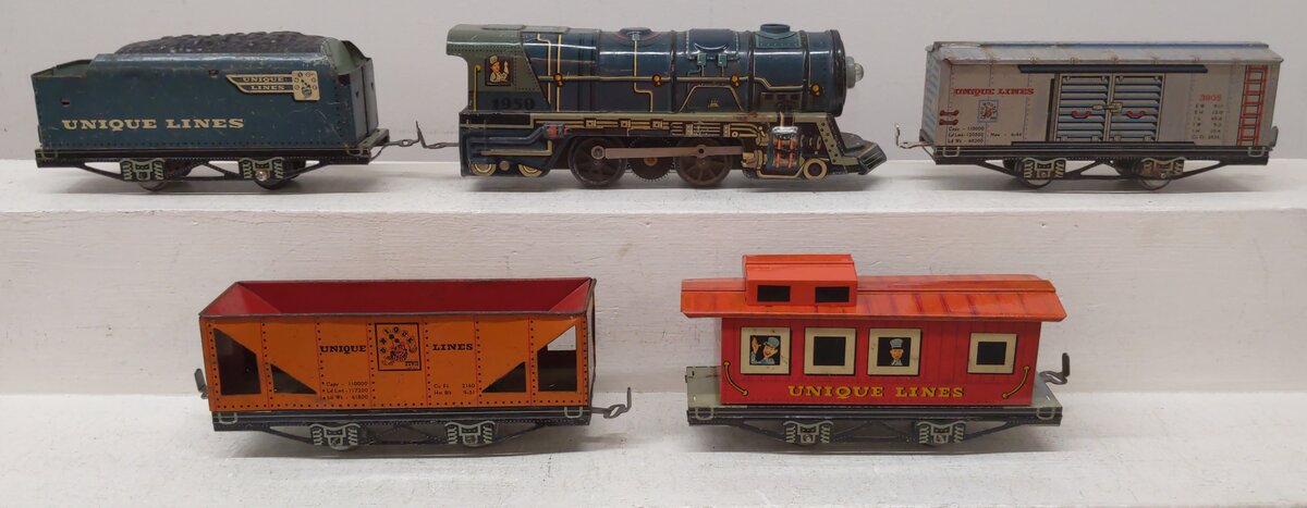 Unique 1950 Vintage O Gauge Electric Train Set