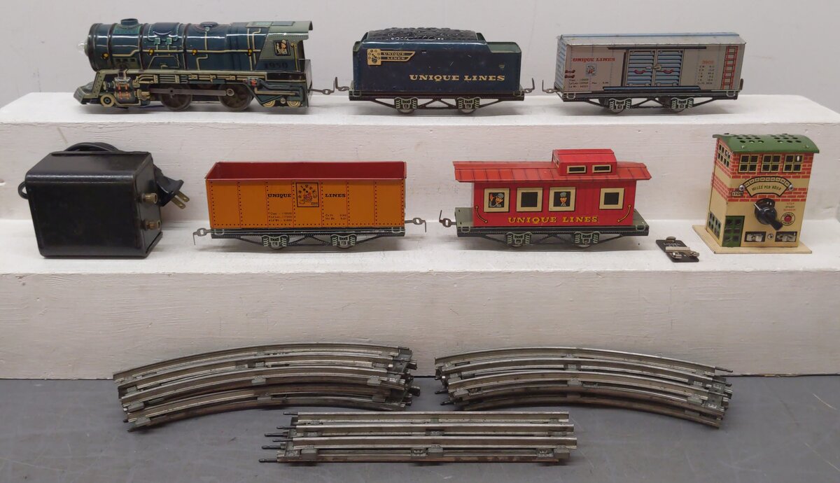 Unique 1950 Vintage O Gauge Electric Train Set VG