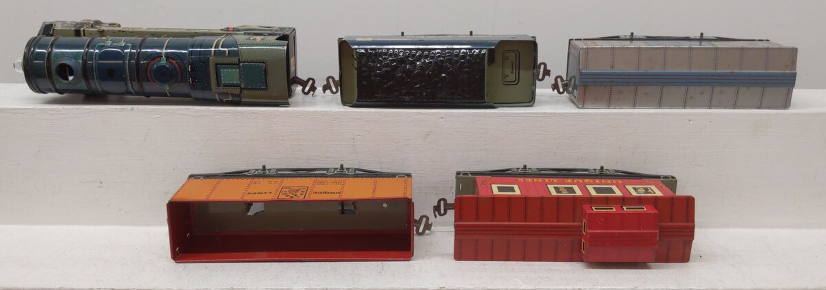 Unique 1950 Vintage O Gauge Electric Train Set VG
