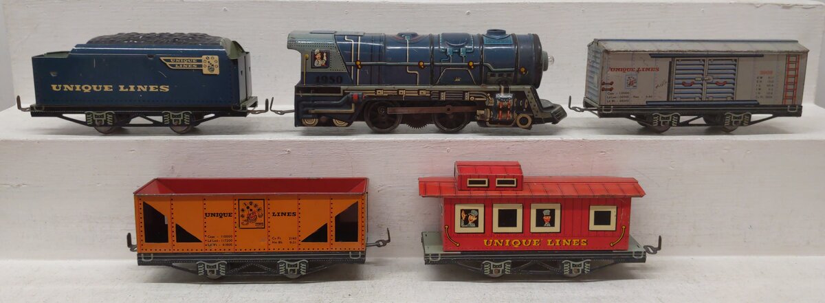 Unique 1950 Vintage O Gauge Electric Train Set VG