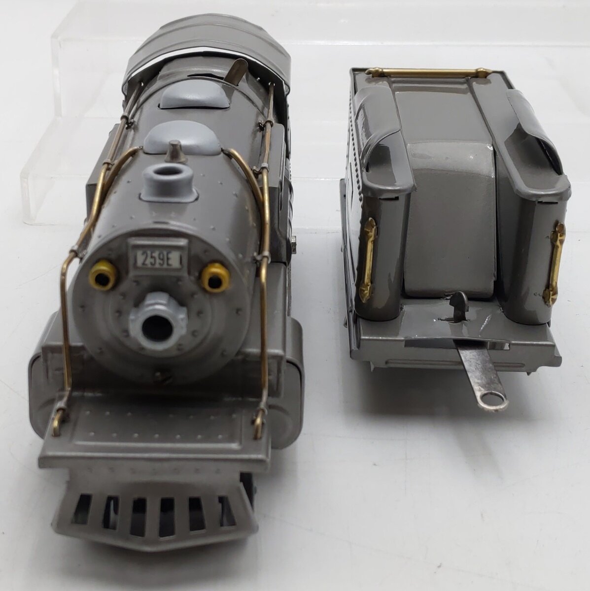 Lionel 259E Vintage O Gray 2-4-2 Streamlined Steam Locomotive & Tender