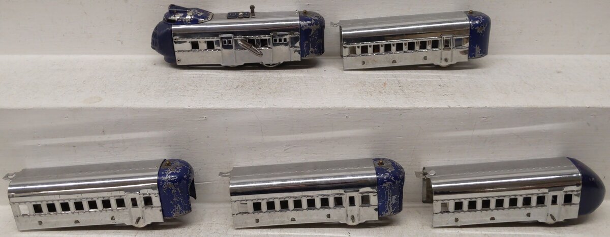 Hafner M10000 Vintage O Windup Streamliner Set/Box