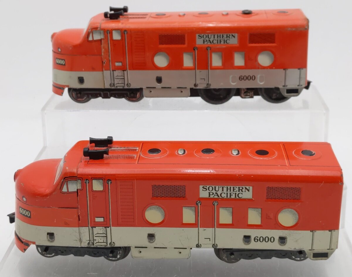 Marx 6000 Vintage O Southern Pacific Tinplate AA Diesel Locomotives VG