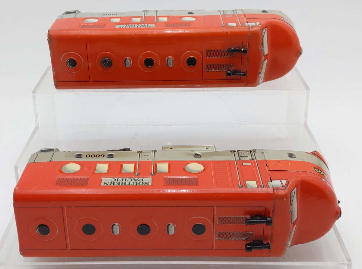 Marx 6000 Vintage O Southern Pacific Tinplate AA Diesel Locomotives VG