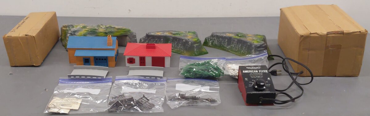 American Flyer 20812 Vintage S The Champion Train Set Scenery VG/Box