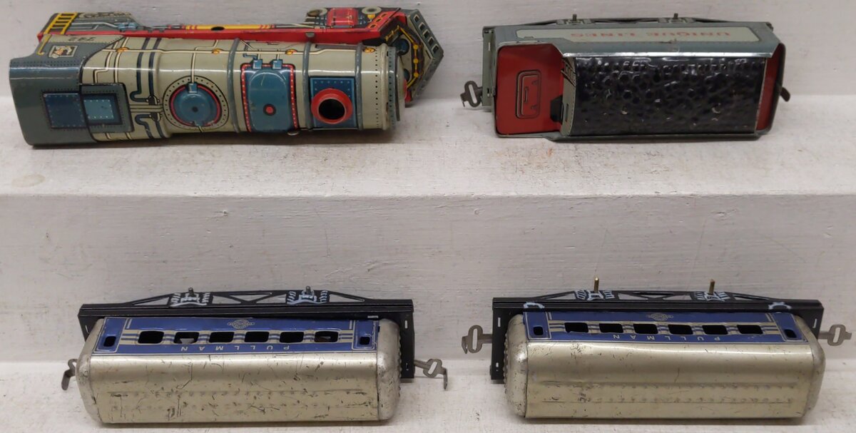 Unique 742 Vintage O Turn Key Steam Locomotive Lithographed Tin Freight Set/Box