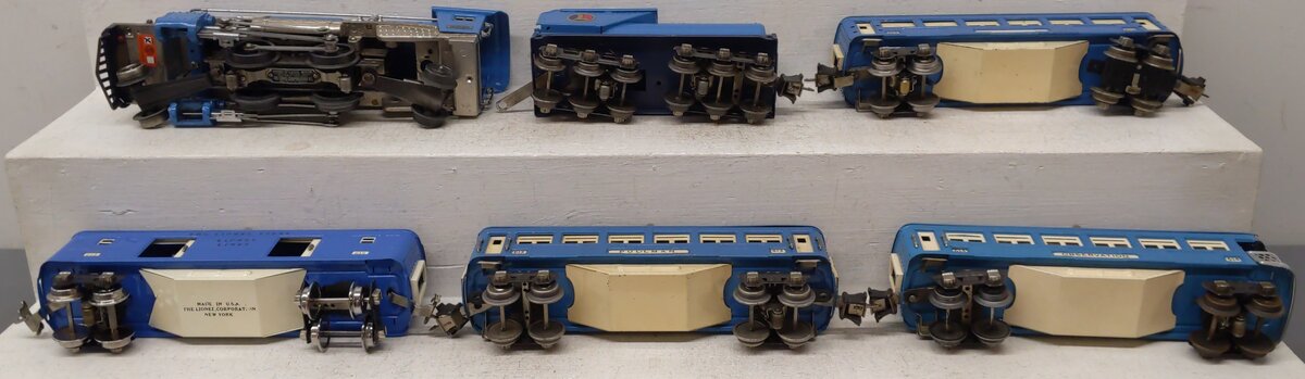 Lionel 263E VIntage O Prewar Baby Blue Comet Steam Passenger Car Set