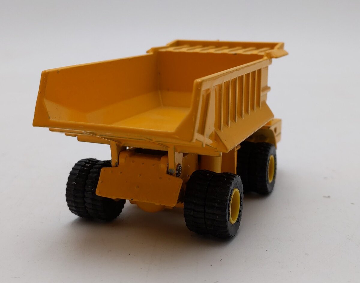 Ertl 1852 1:64 IH Payhauler Dump Mighty Movers EX/Box