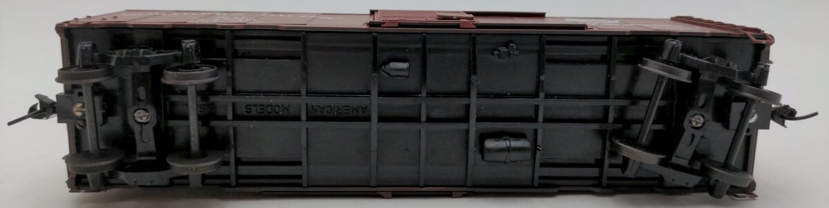 American Models 1126 S Scale Northern Pacific 40' Boxcar #24718 EX/Box