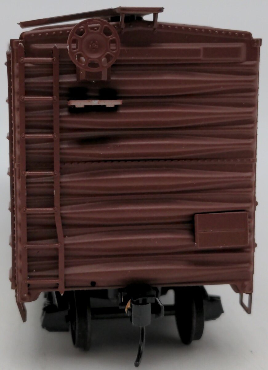 American Models 1126 S Scale Northern Pacific 40' Boxcar #24718 EX/Box