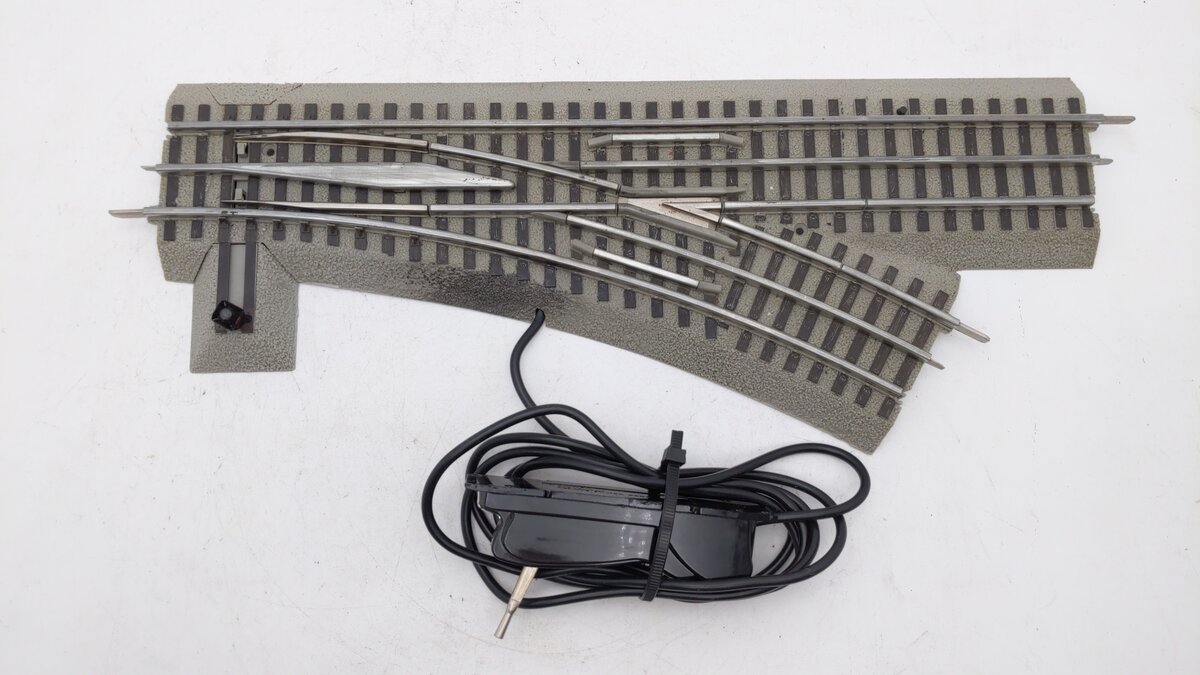 Lionel 681948 O Remote/Command Switch - Right Hand VG