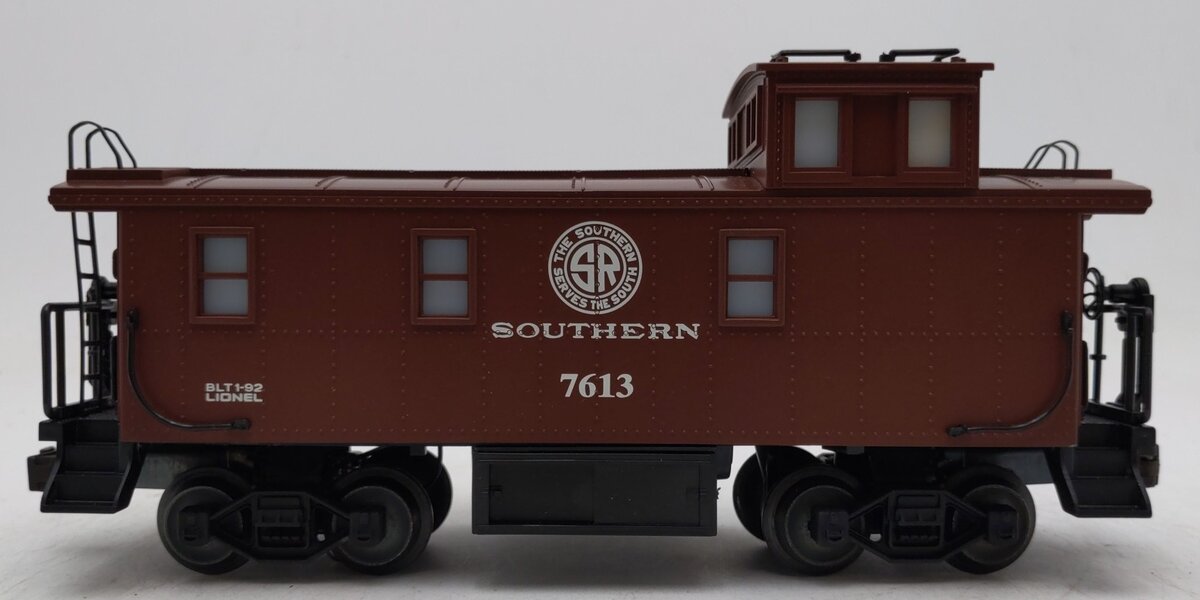 Lionel 6-17613 O Gauge Southern Steelside Caboose w/ Smoke #7613 EX