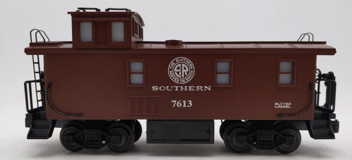 Lionel 6-17613 O Gauge Southern Steelside Caboose w/ Smoke #7613 EX
