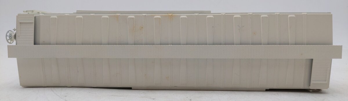 Weaver 2133 O Gauge North Pole Express Boxcar #1990 EX