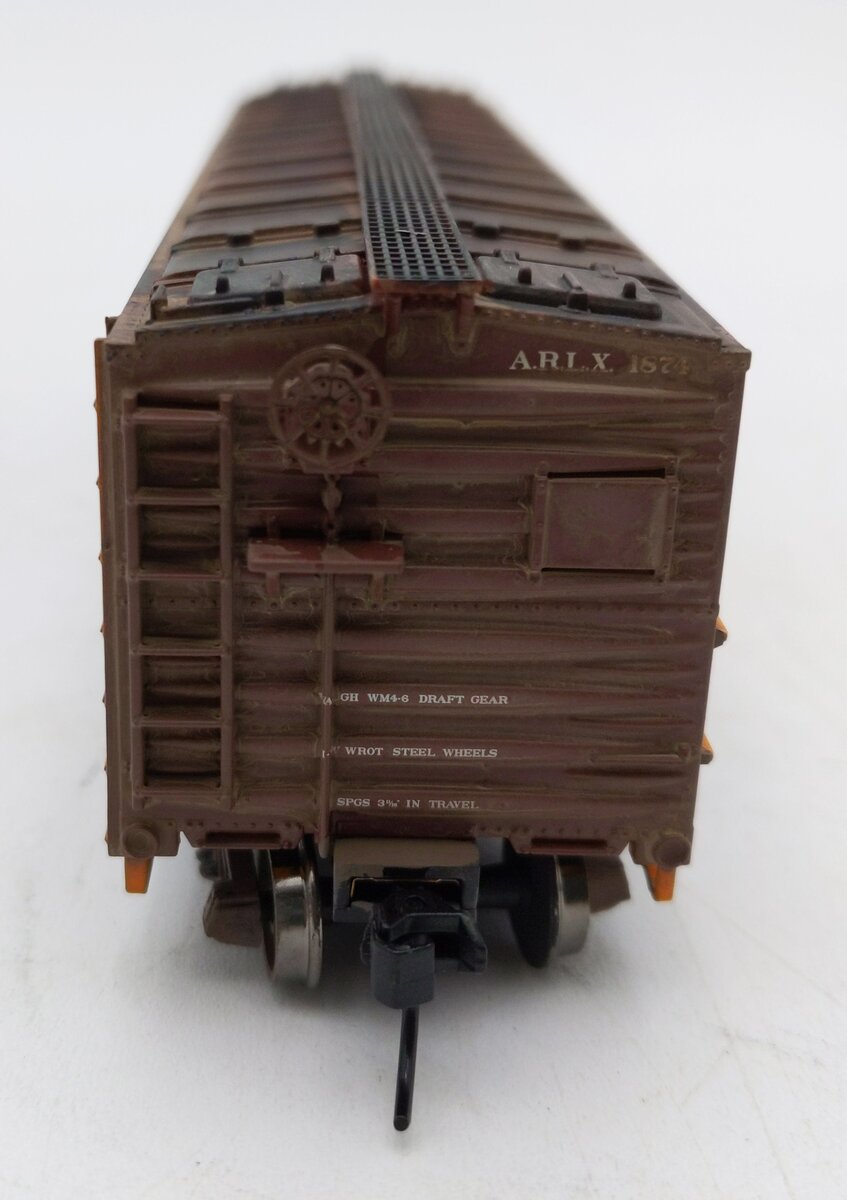 Walthers 910-41403 HO ARLX 40' Steel RTR Reefer  #1874 Weathered EX/Box
