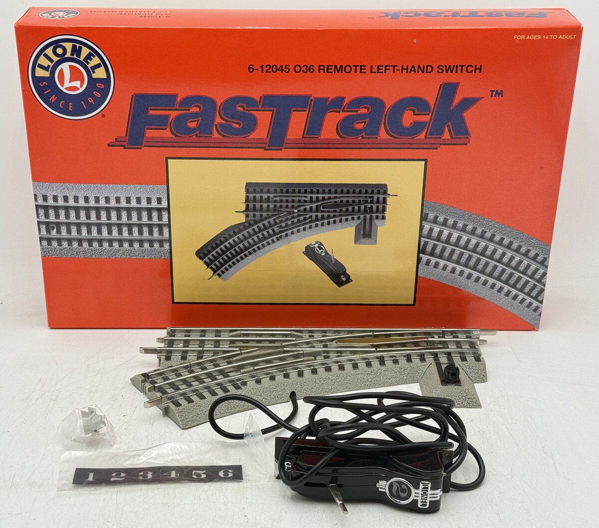 Lionel 6-12045 O O36 Left Hand Remote-Control FasTrack Curved Switch Turnout EX/Box