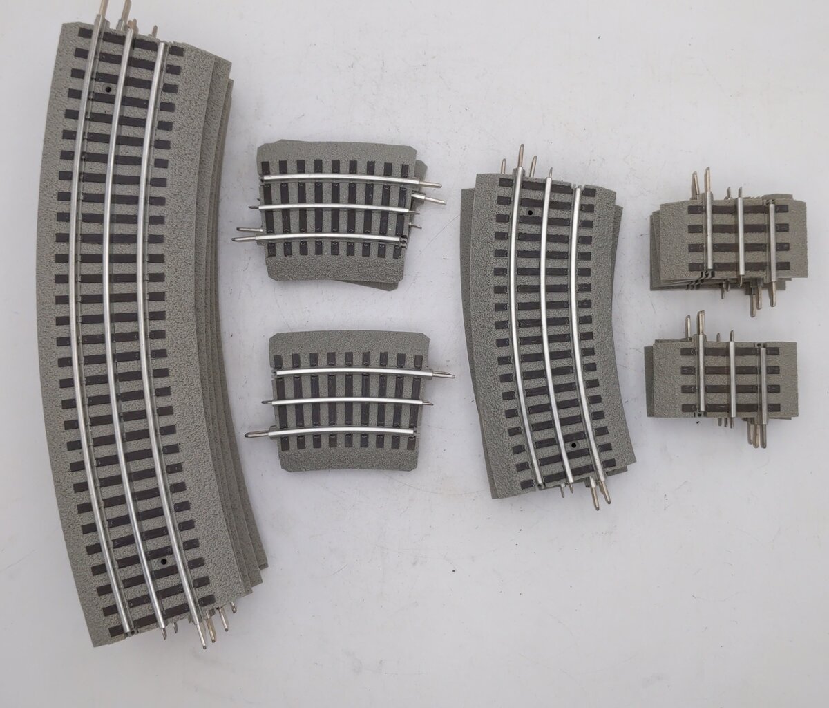 Lionel O Scale Assorted FasTrack: 6-12043, 6-12023, 6-12026, 6-12022 [20] VG