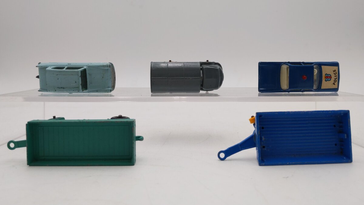 Lesney Assorted Matchbox Vehicles & Trailers: 2, 7, 38, 40, 55 [5] VG