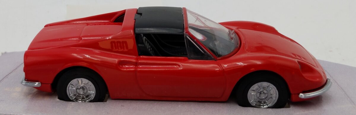 Matchbox DY-24 1:43 Red/Black Model 1973 Ferrari Dino 246 GTS Diecast NIB