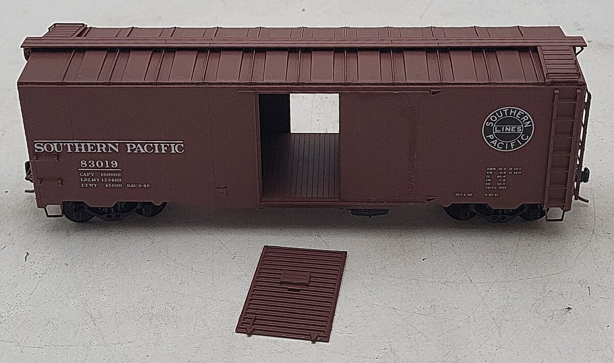 Pacific Rail 1937 AAR 40 Ft Southern Pacific B-425 Boxcar #83019 Kit EX/Box