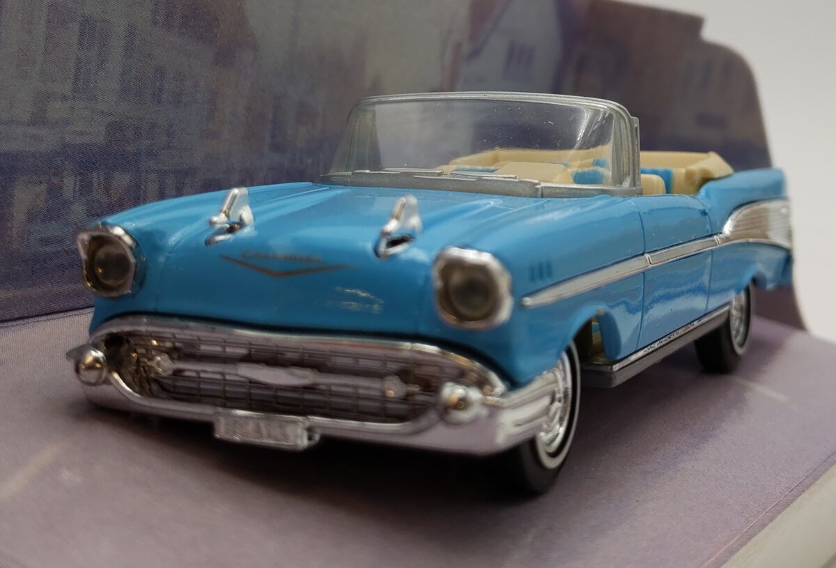 Matchbox The Dinky Collection DY27 1:43 Scale  1957 Chevrolet Convertible NIB