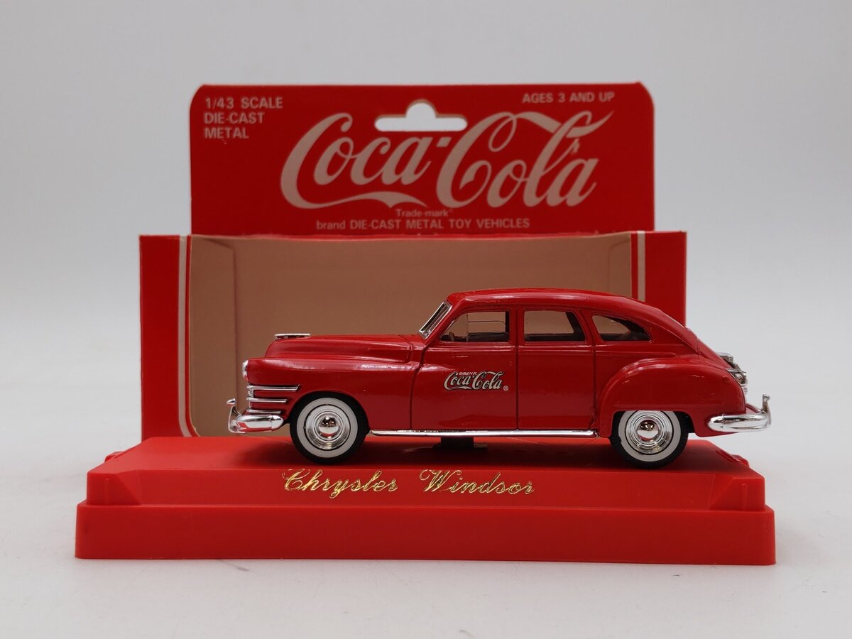 Coca-Cola Solido 1:43 Scale 4000-201 Chrysler Windsor NIB