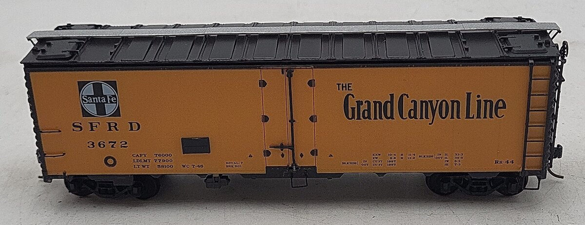 Pacific Rail 2328.4 S Scale Santa Fe "Grand Canyon Line" Steel Ice Reefer #3672 EX/Box