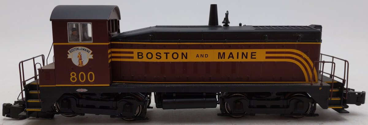 S-Helper 01542 S Gauge Boston & Maine Diesel Locomotive #800 EX/Box