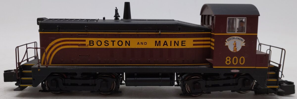 S-Helper 01542 S Gauge Boston & Maine Diesel Locomotive #800 EX/Box