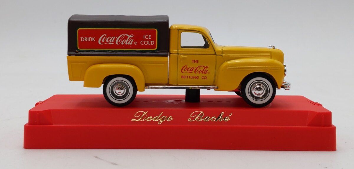 Coca-Cola Solido 1:43 Scale Dodge Bacho Pick-up truck w/ Covered Bed NIB
