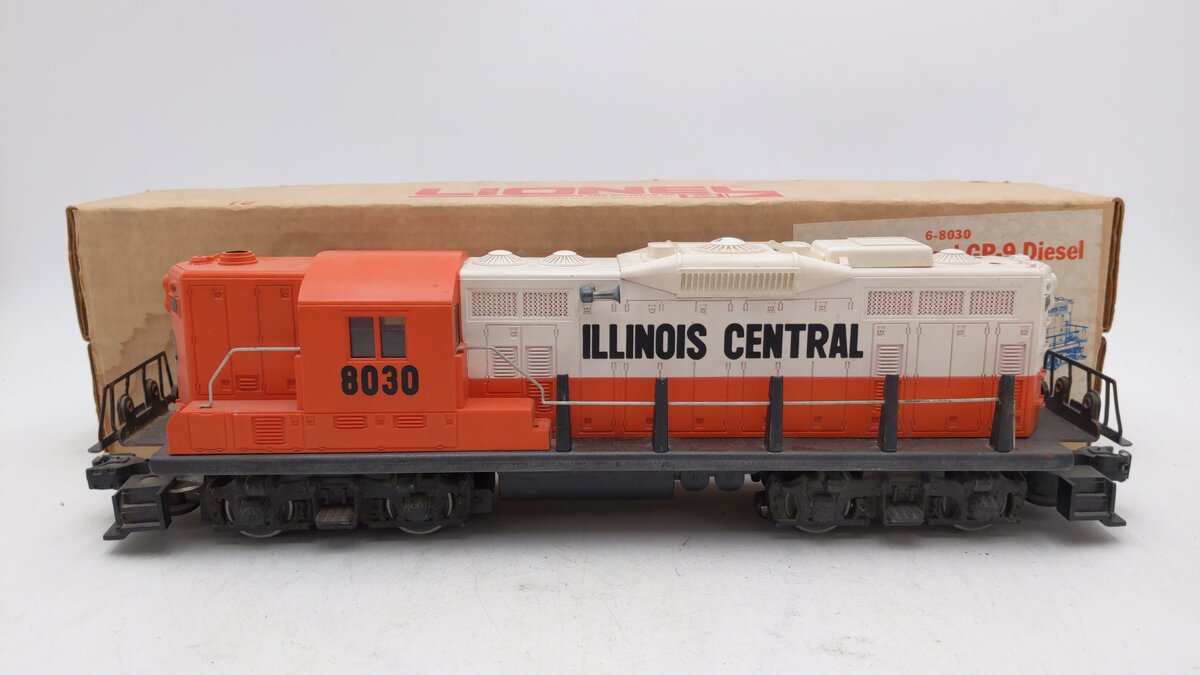 Lionel 6-8030 O Gauge Illinois Central GP-9 Diesel Locomotive #8030 VG/Box