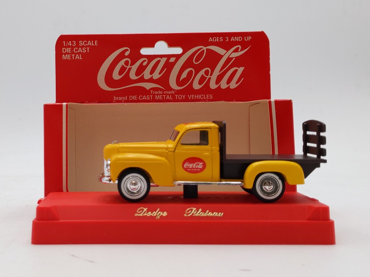 Coca-Cola Solido 1:43 Scale Dodge Plateau Flatbed Truck NIB