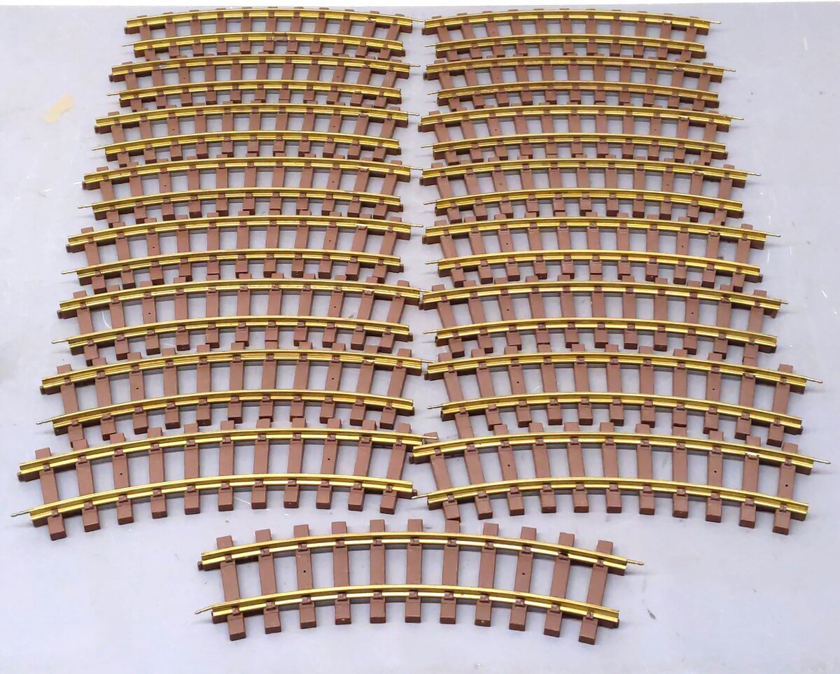 Lionel 8-82003 G Scale Curved Track Sections [17] VG