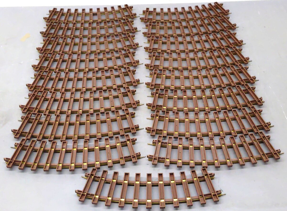Lionel 8-82003 G Scale Curved Track Sections [17] VG