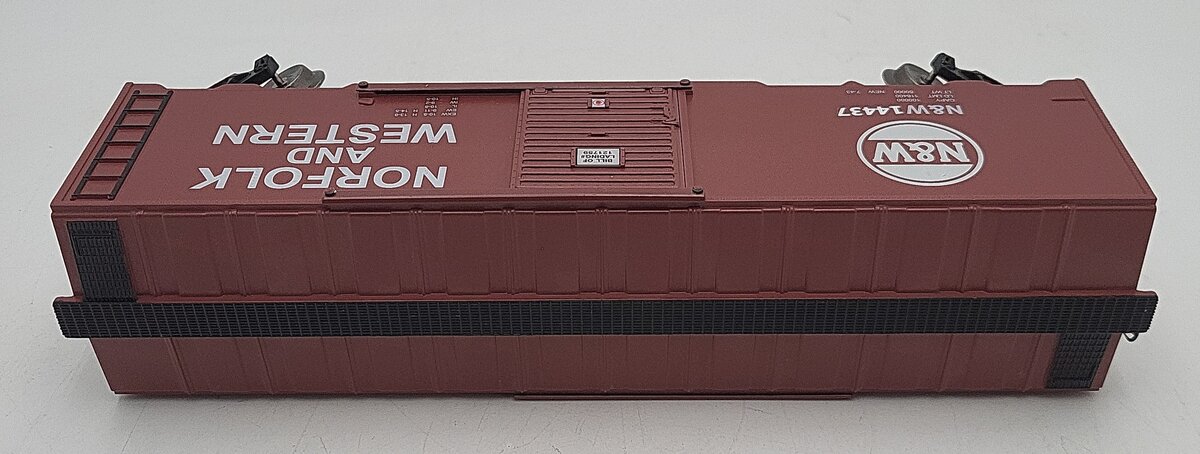 Menards 279-4262 O Norfolk & Western Box Car #14437 LN/Box