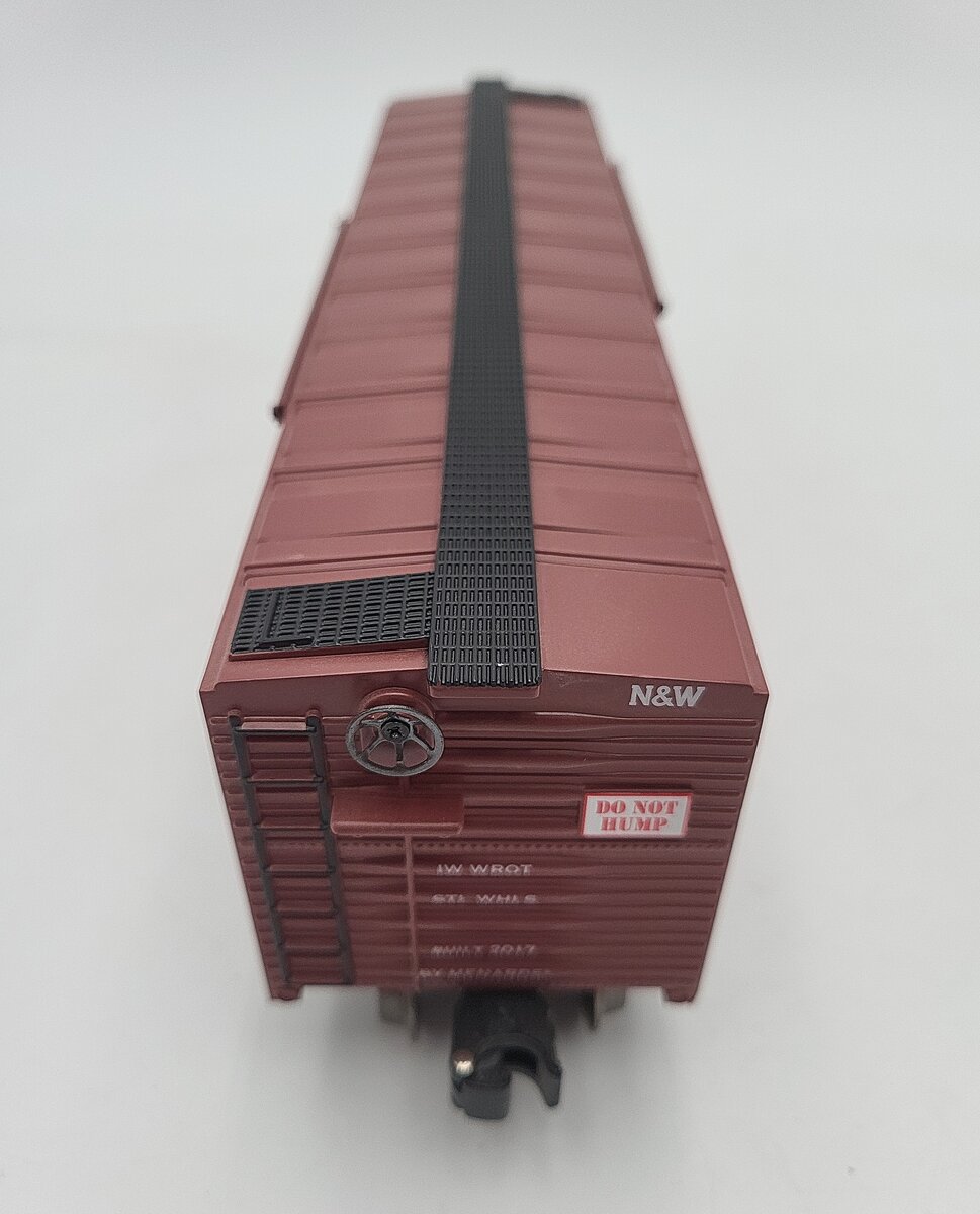Menards 279-4262 O Norfolk & Western Box Car #14437 LN/Box