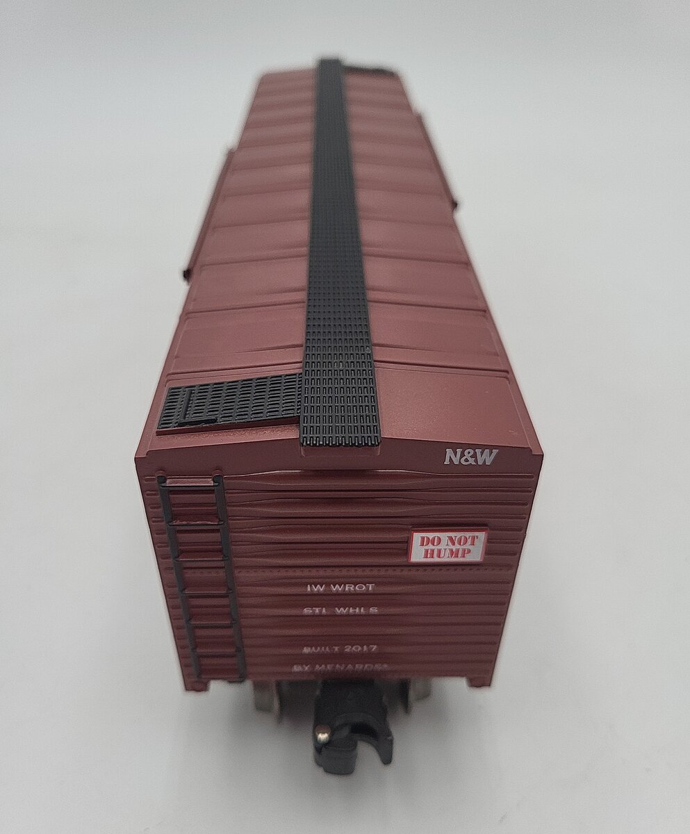Menards 279-4262 O Norfolk & Western Box Car #14437 LN/Box