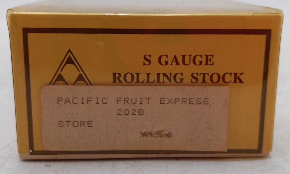 American Models 202 S Scale Pacific Fruit Express Reefer Car VG/Box
