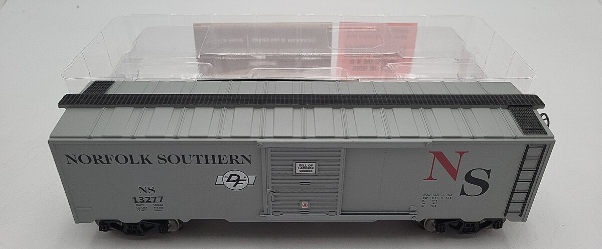 Menards 279-4260 O Gauge Norfolk Southern Box Car #13399 VG/Box