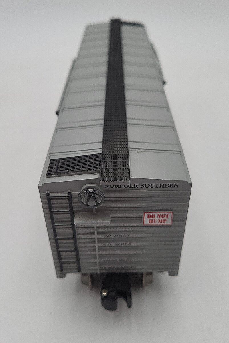Menards 279-4260 O Gauge Norfolk Southern Box Car #13399 VG/Box
