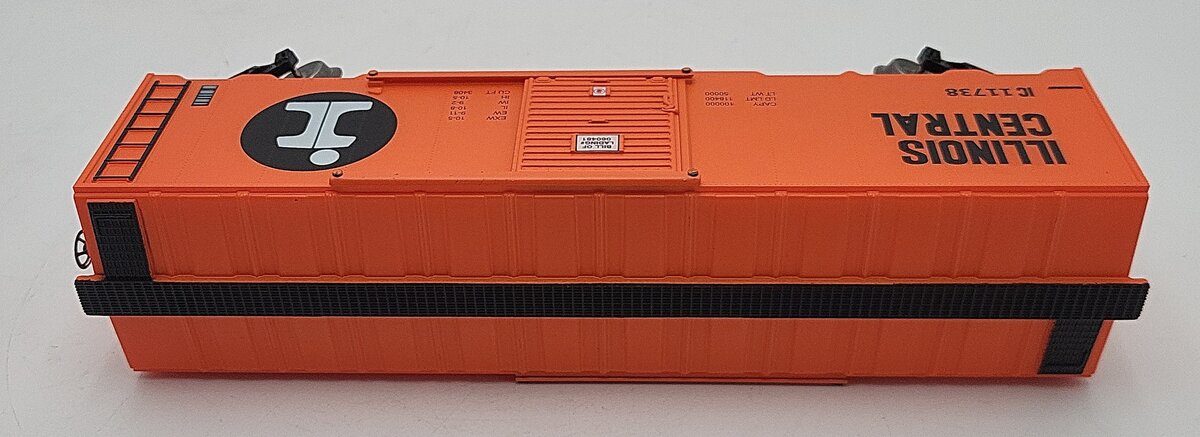 Menards 279-4252 O Scale Illinois Central Boxcar #11738 LN/Box