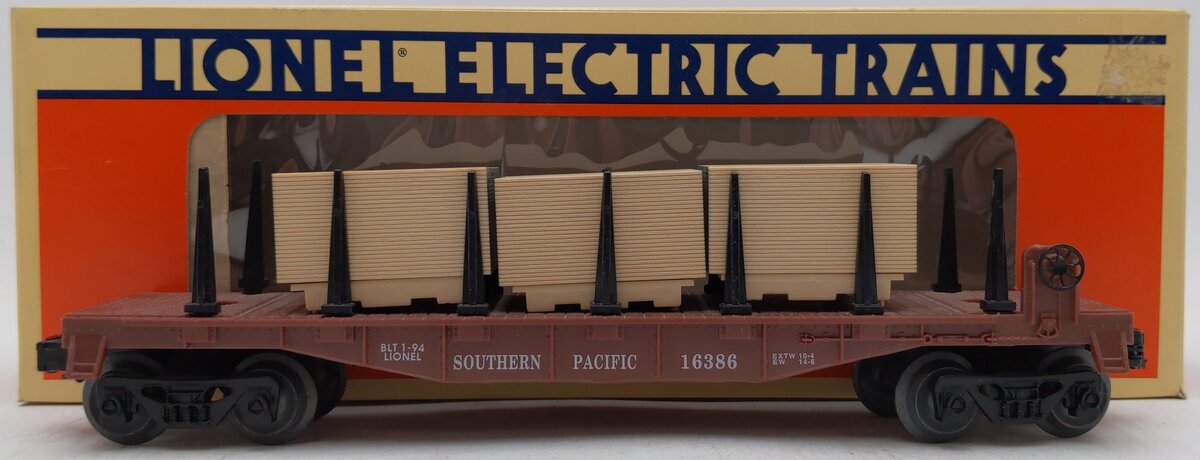 Lionel 6-16386 O Gauge Southern Pacific Flatcar with Load EX/Box