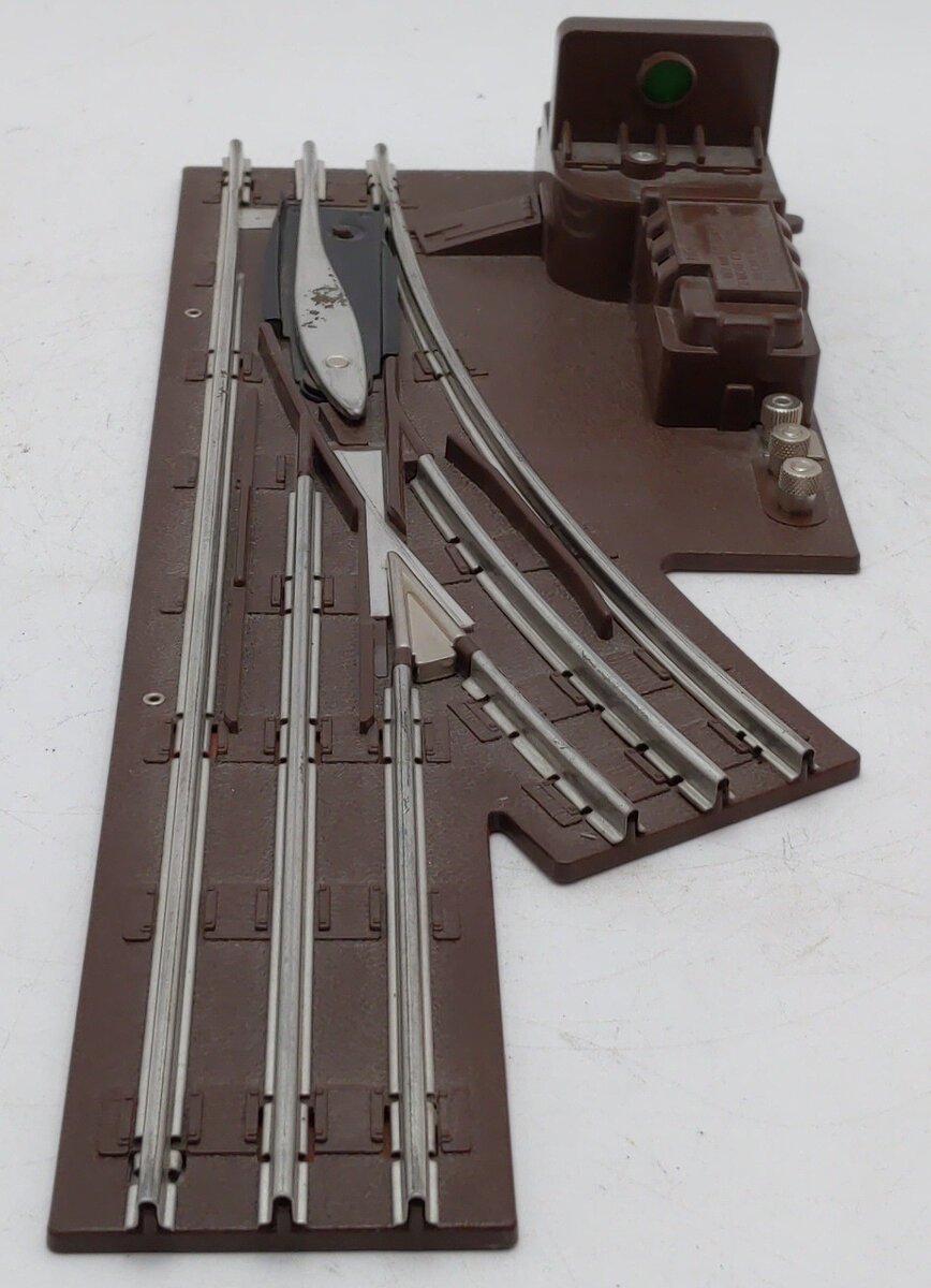 Lionel 6-65167 O27 42" Left Hand Remote Control Switch Turnout VG/Box