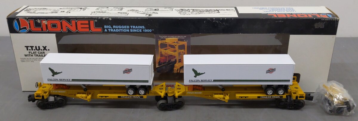 Lionel 6-16334 O Chicago & Northwestern TTUX Flat Cars with Trailers EX/Box